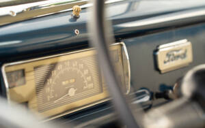 Immagine 55/83 di Ford V8 Model 46 Pick Up (1940)