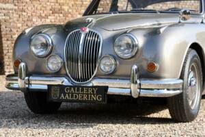 Bild 17/50 von Jaguar Mk II 3.4 (1966)