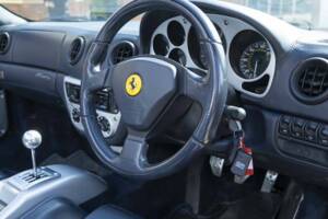 Image 26/50 of Ferrari 360 Modena (2001)