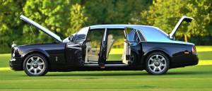 Image 24/50 of Rolls-Royce Phantom VII (2010)