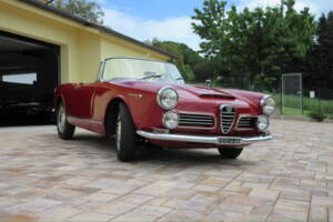 Immagine 1/32 di Alfa Romeo 2600 Spider (1966)