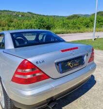 Bild 17/34 von Mercedes-Benz SLK 200 (1999)