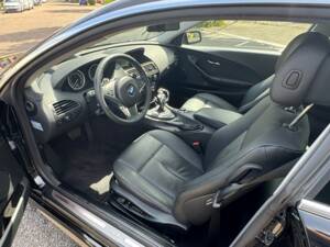 Bild 43/99 von BMW 650i (2007)