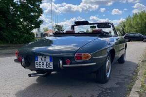 Immagine 7/9 di Alfa Romeo 1750 Spider (1970)