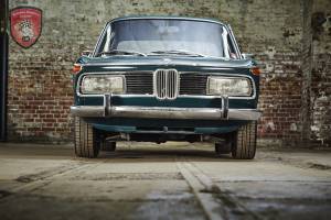 Image 2/36 of BMW 2000 tii (1971)