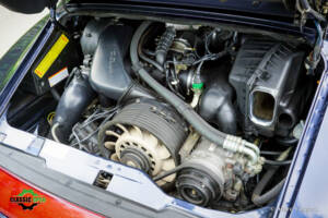Bild 59/60 von Porsche 911 Carrera (1994)