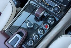 Afbeelding 19/26 van Mercedes-Benz SLS AMG GT Roadster (2014)