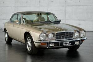 Bild 22/50 von Jaguar XJ 6 L 4.2 (1975)
