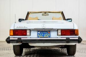 Immagine 8/50 di Mercedes-Benz 450 SL (1978)