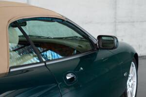 Bild 36/50 von Jaguar XK8 4.0 (2002)