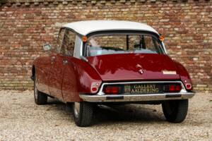 Image 9/50 de Citroën DS 21 (1971)