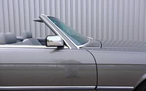 Image 11/96 of Mercedes-Benz 560 SL (1987)