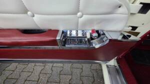 Image 24/75 of Lincoln Continental Mark II (1956)