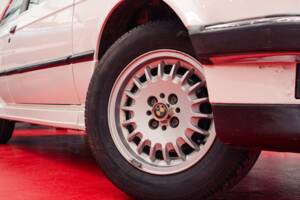 Image 4/38 of BMW 325i (1986)