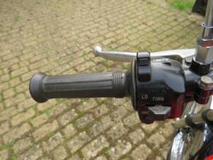 Image 11/40 of Yamaha RD 200 (1978)