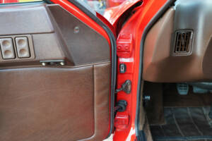 Image 32/50 of Porsche 924 (1981)