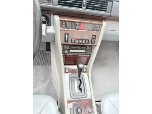 Imagen 23/41 de Mercedes-Benz E 320 (1995)