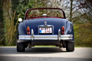 Image 4/78 of Jaguar XK 150 3.4 S OTS (1958)
