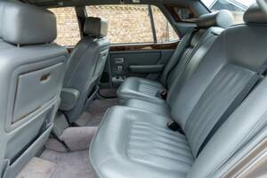 Image 27/50 of Rolls-Royce Silver Spirit (1987)