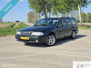 Image 1/37 of Volvo V 70 2.4 (2000)