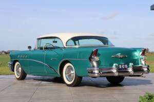 Image 16/50 of Buick 60 Century Riviera (1955)