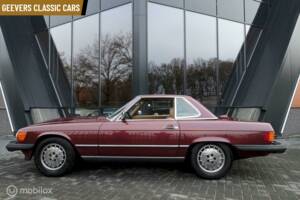 Immagine 6/11 di Mercedes-Benz 560 SL (1986)