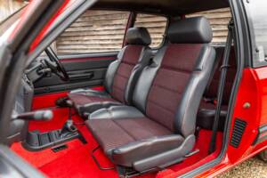 Immagine 41/50 di Peugeot 205 GTi 1.9 (1991)