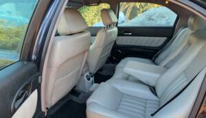 Image 46/50 de Alfa Romeo 166 2.5i V6 24V (2001)