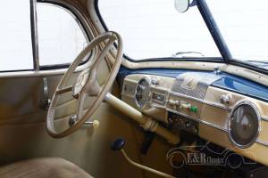 Image 10/19 of Packard Six (1938)