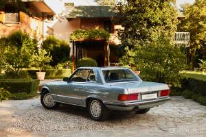 Image 4/48 of Mercedes-Benz 500 SL (1983)