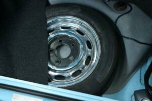 Bild 33/49 von Porsche 911 2.4 E (1972)