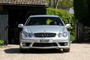 Afbeelding 6/34 van Mercedes-Benz CLK 63 AMG (2007)
