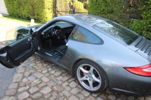 Image 6/9 of Porsche 911 Carrera S (2009)