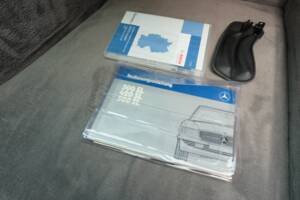 Immagine 43/43 di Mercedes-Benz 300 SL (1987)