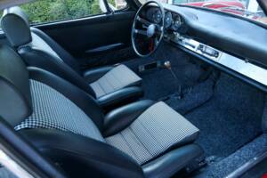 Immagine 28/50 di Porsche 912 (1966)