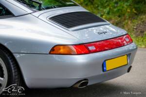 Image 56/63 of Porsche 911 Carrera (1996)