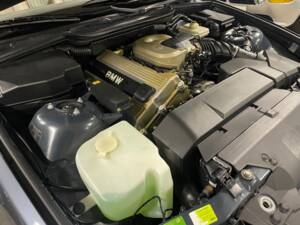 Image 19/25 of BMW 318ti Compact (1997)
