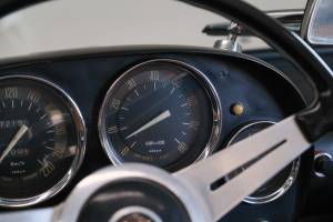 Image 16/16 of Alfa Romeo 2600 Spider (1962)