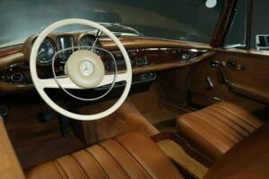 Afbeelding 15/50 van Mercedes-Benz 280 SE (1969)
