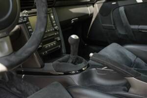 Bild 27/37 von Porsche 911 GT2 (2008)