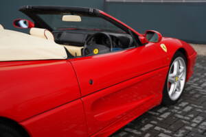 Bild 39/50 von Ferrari F 355 Spider (1999)