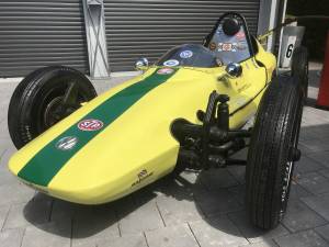 Image 2/19 of Volkswagen Formel V Racing Car (1962)