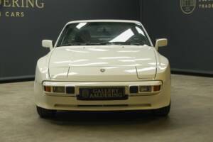 Obraz 5/50 pojazdu Porsche 944 (1986)