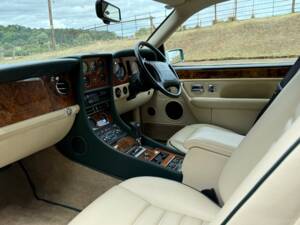 Bild 15/34 von Bentley Continental R (1995)