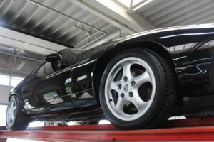 Afbeelding 11/50 van Porsche 928 GTS (1994)