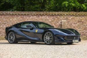 Image 27/50 of Ferrari 812 Superfast (2020)