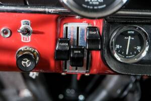 Image 28/50 of Volvo P 123 GT (1968)