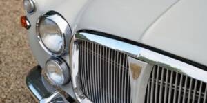 Image 35/37 of Rover 3.5 Litre Coupe (1970)