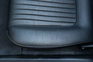 Image 39/50 of Alfa Romeo 1750 Spider Veloce (1969)