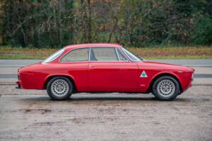 Image 6/31 of Alfa Romeo Giulia Sprint GTA (1966)